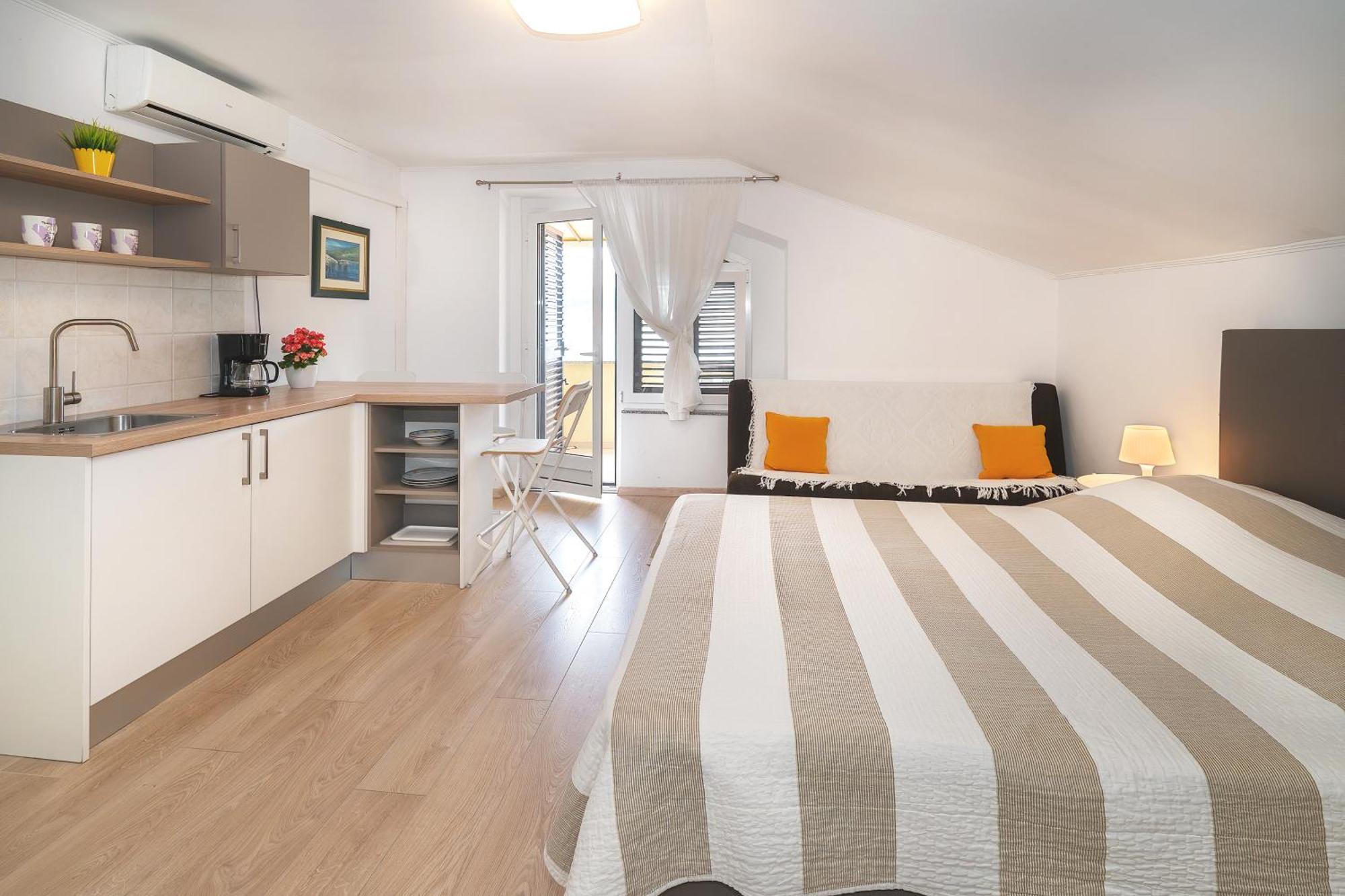 Studio Apartments Cavrak With Terrace Baška Εξωτερικό φωτογραφία